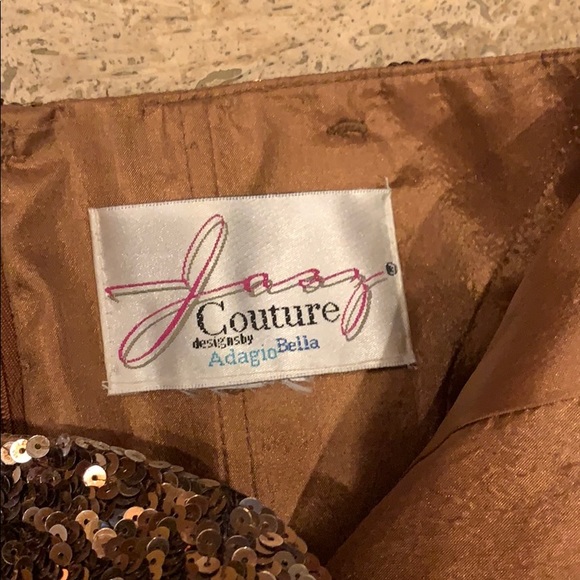 Beautiful party dress! - Picture 5 of 6